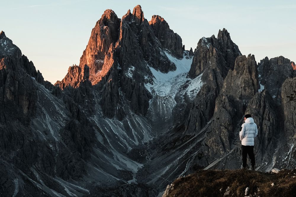 person-sonnenaufgang-dolomiten-erinnerung.jpg